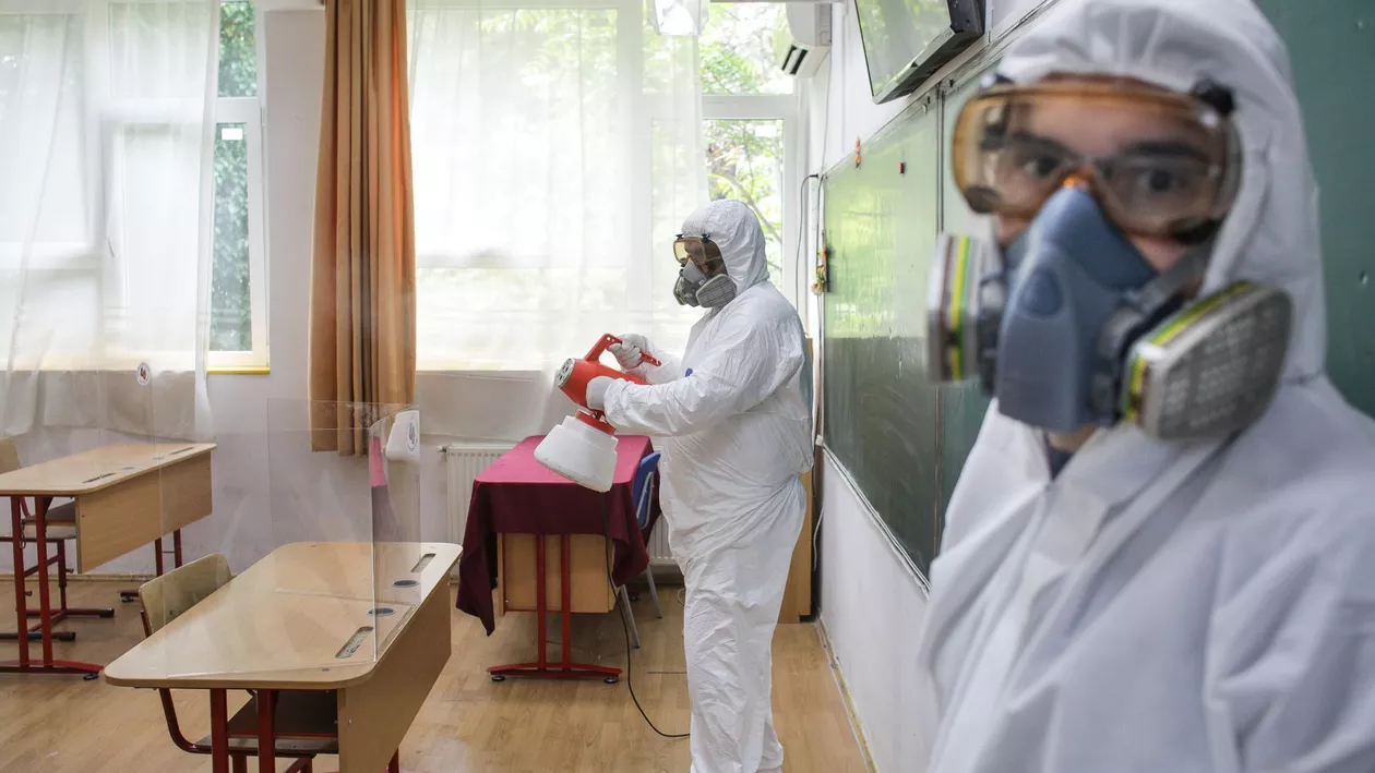 Măsurile luate în școlile din București unde au fost depistați elevi infectați cu coronavirus