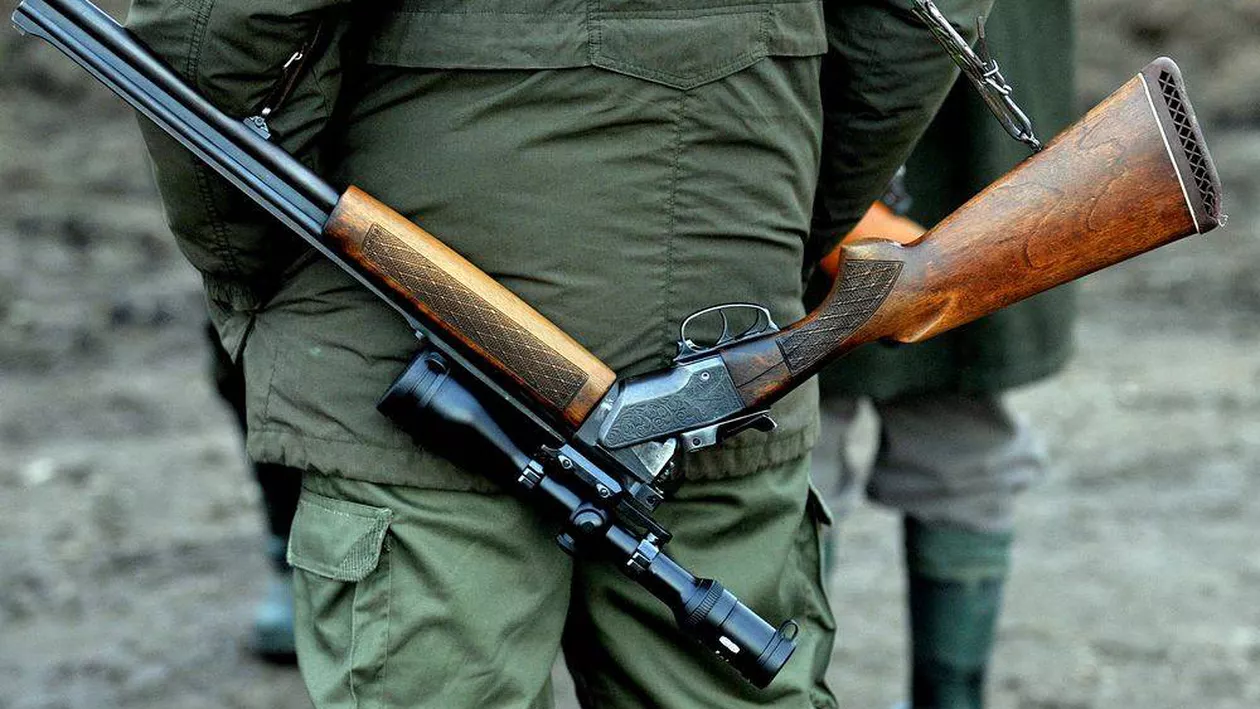 Giurgiu: Bărbat împușcat mortal de un braconier în propria gospodărie