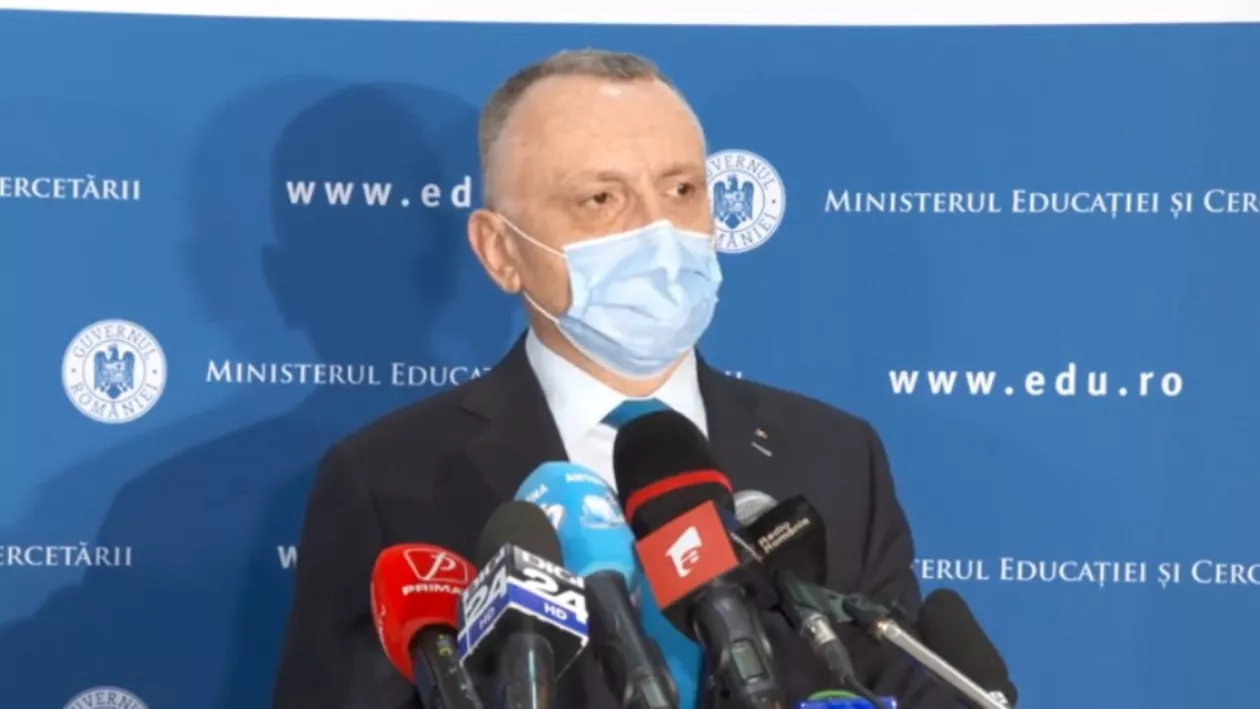 Sorin Cîmpeanu, despre cazul celor 49 de studenți de la Facultatea de Drept: Este un caz în care a fost semnalată această situație, dar nu înseamnă că e singurul (VIDEO)