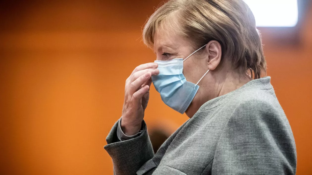 Angela Merkel: Noile tulpini riscă să aducă un al treilea val în Germania