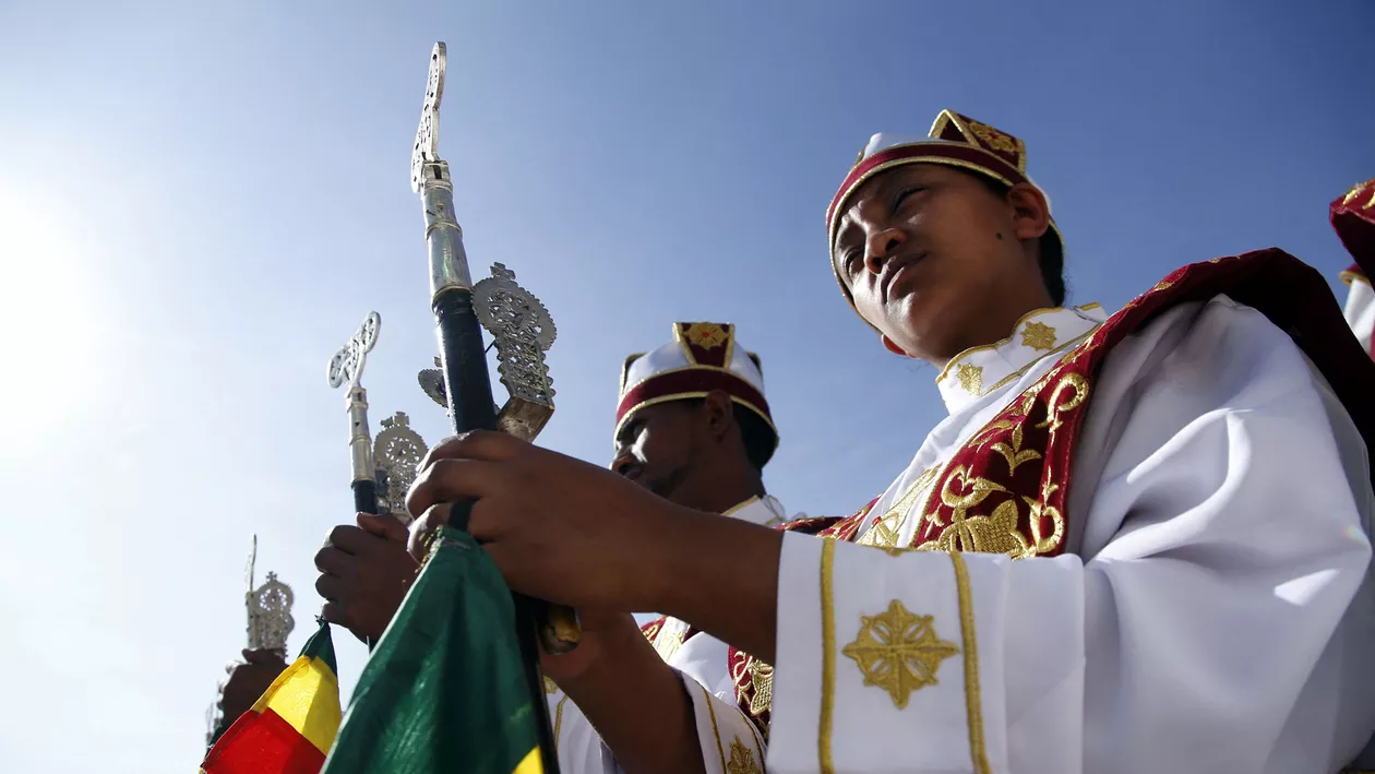 Masacru la biserica ortodoxă din Etiopia unde s-ar afla Chivotul Legământului. Un preot local susține că 800 de persoane ar fi fost ucise
