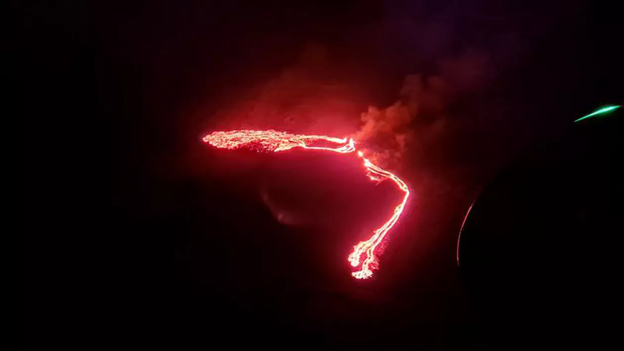 Un vulcan a erupt la aproximativ 40 de kilometri de capitala Islandei (VIDEO)