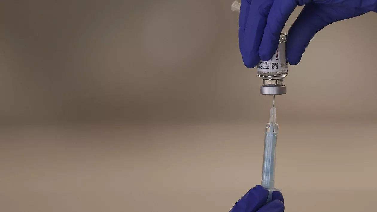 CORONAVIRUS | Israelul se confruntă cu o provocare majoră: Vaccinarea a 600.000 de adolescenți sub 16 ani