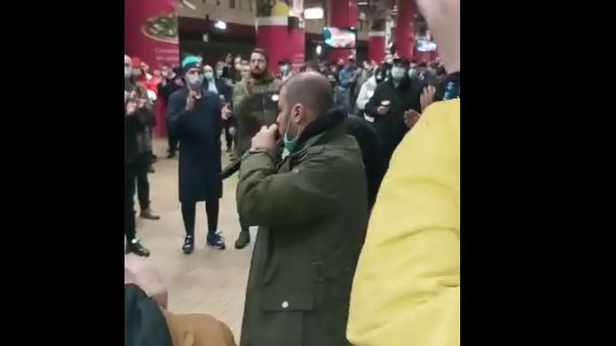 Bucureștiul e paralizat, sindicaliștii de la metrou cântă și dansează în subteran (VIDEO)