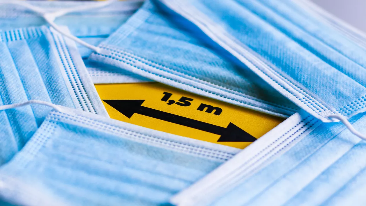 Șefii Poliției și și Jandarmeriei Capitalei, apel la locuitorii Bucureștiului: Purtaţi mască, păstraţi distanţarea fizică şi încercaţi să respectaţi regulile