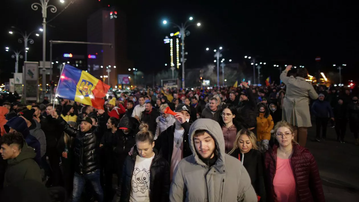 Prefectul Capitalei, Alin Stoica: Protestele au fost organizate de un anumit partid şi un lider al acelui partid / La fel ca la alegeri, George Simion şi ceilalţi lideri AUR au folosit reţelele de socializare pentru a chema lumea la proteste