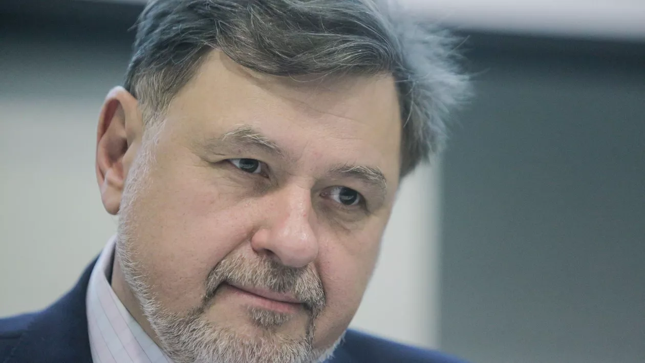 Alexandru Rafila, despre programul redus al magazinelor: Nu cred că a fost o decizie bună. Cozile s-au mutat la benzinării