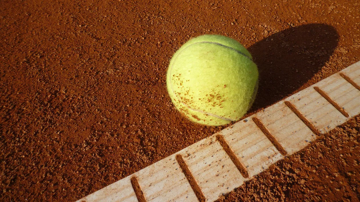 E oficial: Turneul de la Roland Garros, amânat cu o săptămână. French Open va începe abia pe 30 mai, nu pe 23, cum era programat inițial