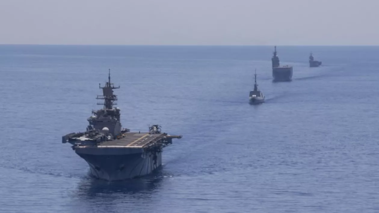 Desfășurare masivă de forțe armate în Marea Neagră. Artileria navală și aeriană rusă, testată. Ucraina desfășoară exerciții lângă Crimeea