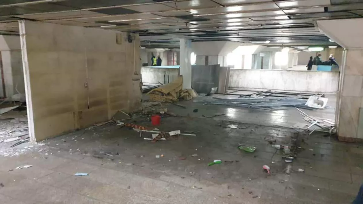 Spațiile comerciale de la stația de metrou Gara de Nord au fost demolate