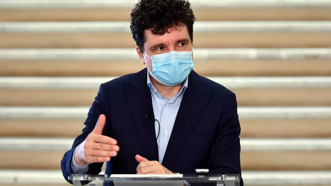 Nicușor Dan anunță scoaterea la licitație a unor lucrări pentru reabilitarea rețelei de termoficare a Capitalei: ”E vorba despre 40 de kilometri de rețea”
