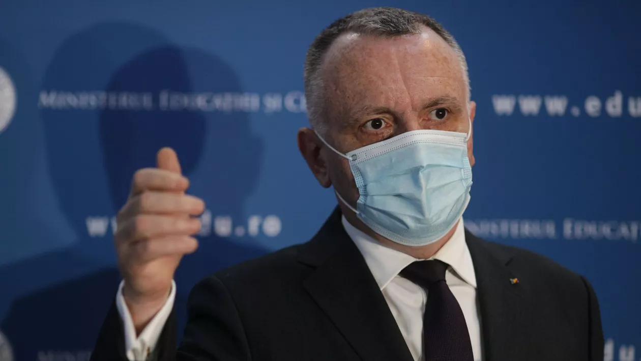 Sorin Cîmpeanu: Ministerul Educației va trebui să inițieze un proces intern pentru a avea o imagine a numărului de angajați vaccinați / De ce acum nu se cunoaște exact câți profesori sunt imunizați (VIDEO)