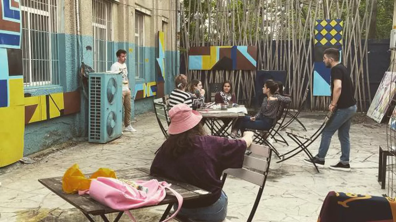 EXCLUSIV // Dificultățile actorilor independenți, în vremea pandemiei: “Din partea teatrelor de stat, nu este atât de multă deschidere, pe cât se dorește să pară”