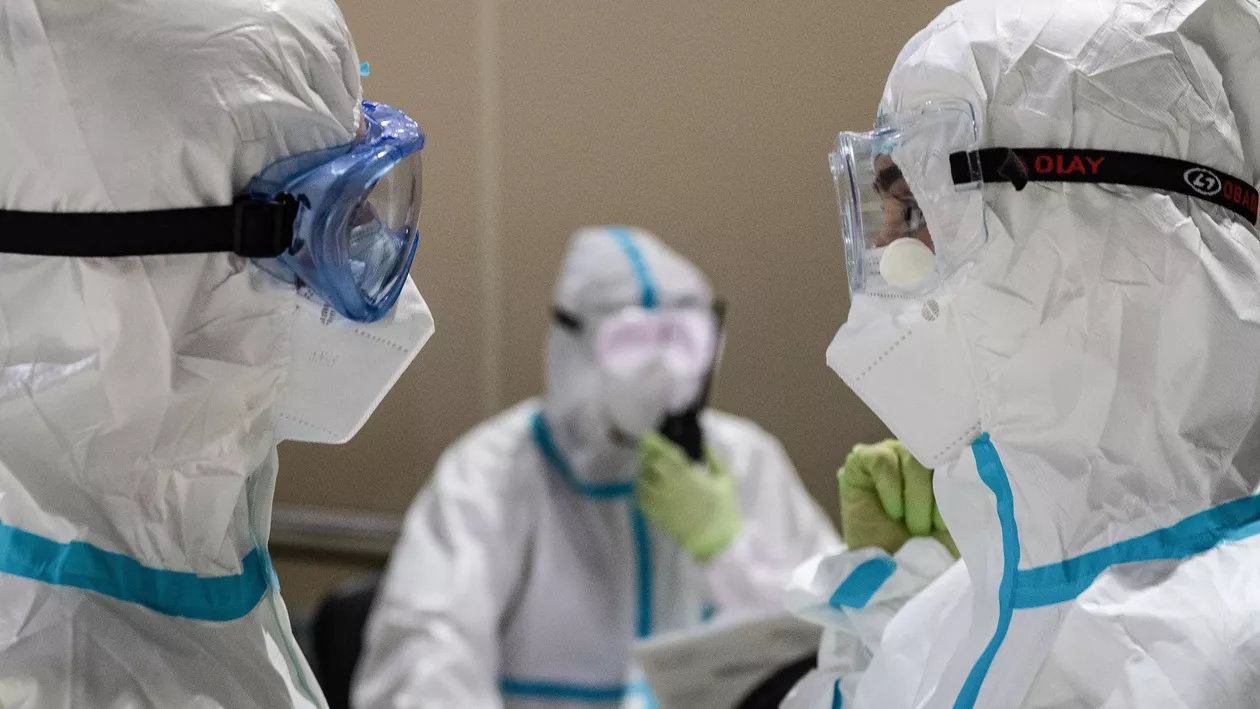 Emilian Imbri: Specialiștii încă nu cunosc perioada după care începe să scadă imunitatea / Dacă ei au făcut minuni în laboratoare și a ieșit acest virus, mai poate să iasă unul și s-ar putea s-o luăm de la capăt (VIDEO)
