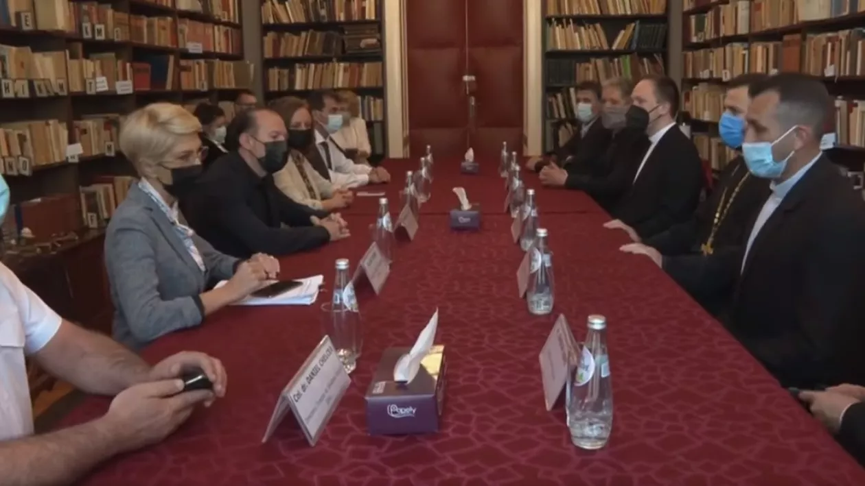 Florin Cîțu: Avem nevoie de Biserica Ortodoxă Română și de toate cultele în campania de vaccinare. Vor fi caravane la nivel local, mai ales în mediul rural, iar preoții vor să se implice (VIDEO)