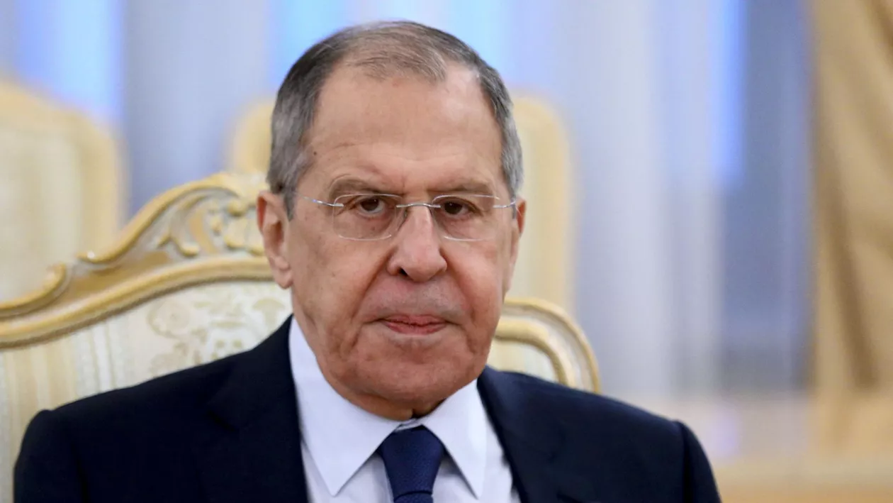 Sergei Lavrov acuză statele occidentale că duc un război hibrid împotriva Rusiei