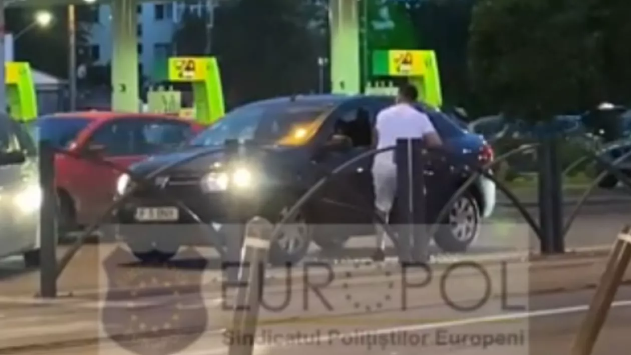 Șoferul de BMW care a atacat cu crosa de golf un alt șofer va fi cercetat sub control judiciar. Femeia care îl însoțea, reținută