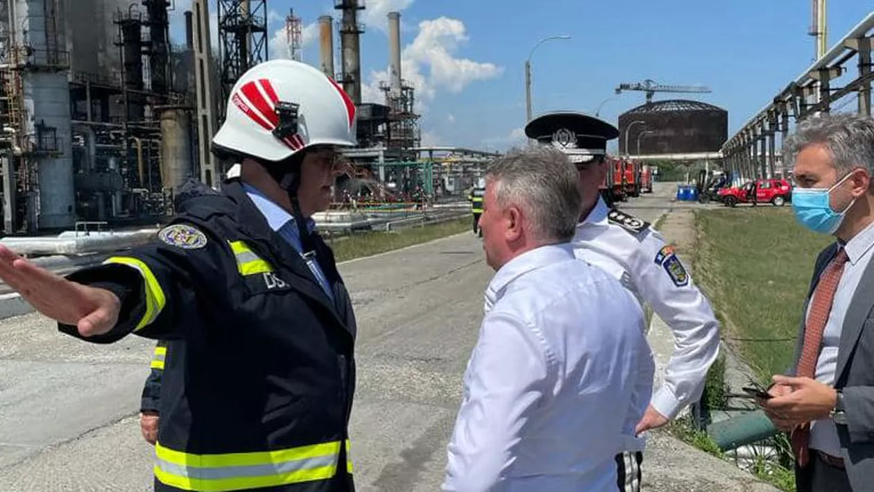 Lucian Bode, după explozia de la Petromidia: „Siguranța localnicilor și turiștilor nu a fost și nu va fi pusă în pericol”