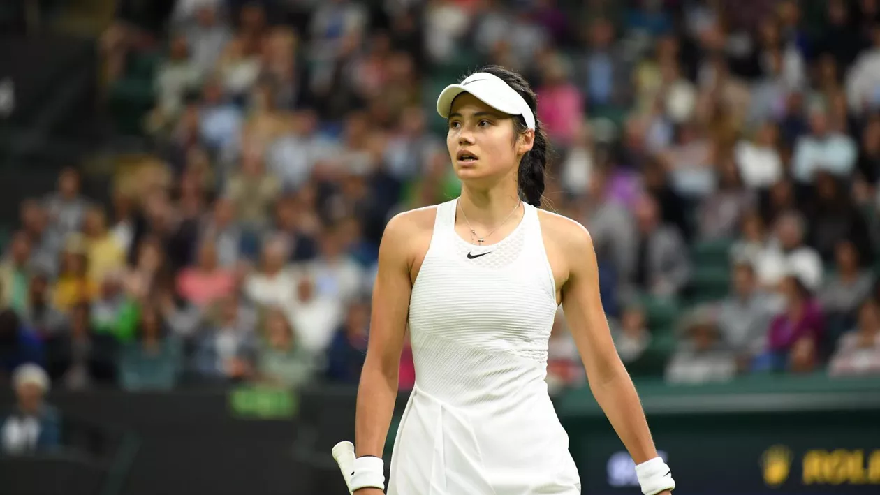 Emma Răducanu a abandonat la Wimbledon. Ce a determinat-o să ia această decizie. Adversara, surprinsă