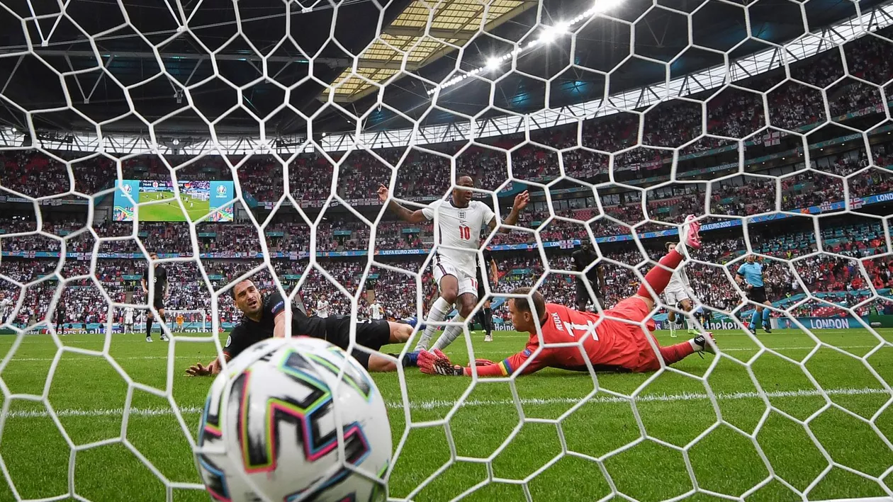 Rusia, exclusă de UEFA şi FIFA din toate competiţiile, vrea să organizeze EURO 2028 sau EURO 2032