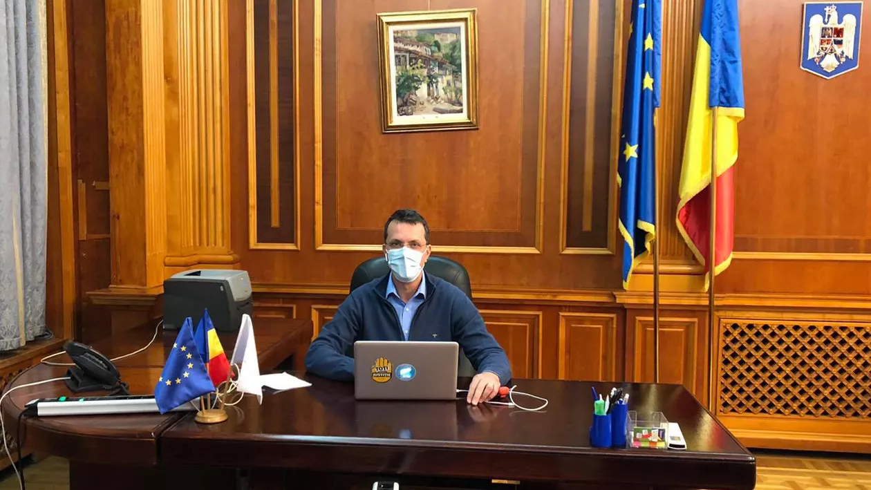 USR PLUS, apel la Florin Cîțu și la ministrul Lucian Bode să nu preia practicile pesediste: Folosește fotoliul prim-ministrului de la Palatul Victoria pentru a-și crea avantaje în lupta internă
