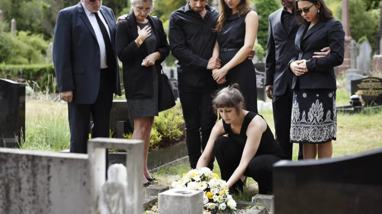 Cum va poate ajuta firma de servicii funerare sector 5 cu transportul la cimitir?