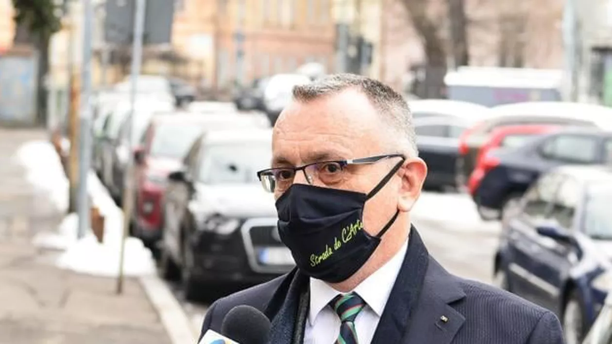 Sorin Cîmpeanu: Este nevoie de resurse inclusiv pentru motivarea personalului didactic. Criteriile de performanță vor face diferența între salariile profesorilor (VIDEO)