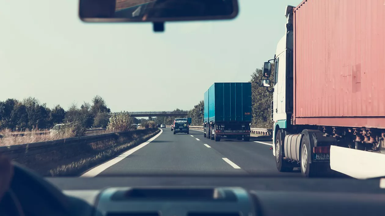 City Insurance, firmă cu 3 milioane de clienți RCA, renunță la ofertele pentru transportatorii din anumite asociații / Industria transporturilor - Unul dintre cei mai mari angajatori din România