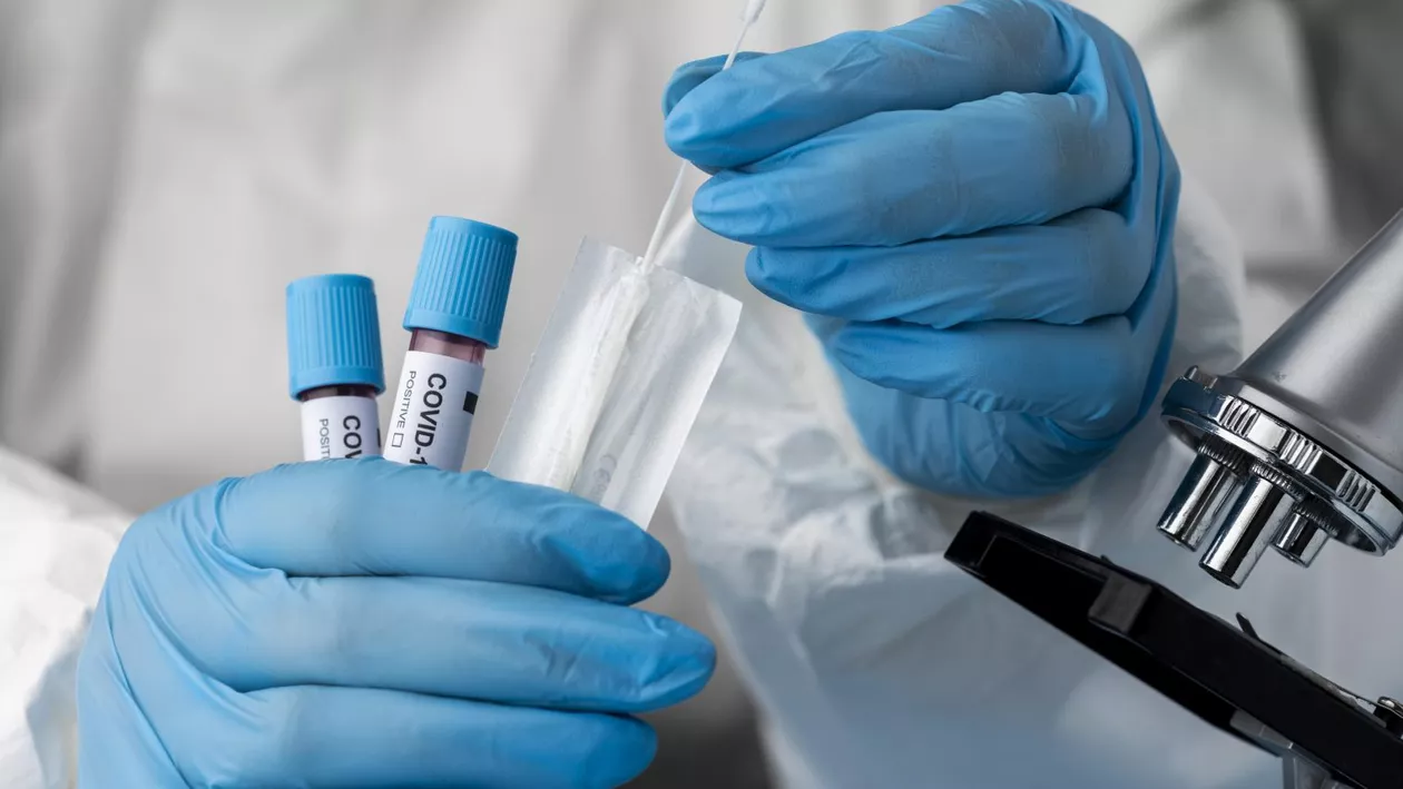 Studiu AstraZeneca: O nouă terapie cu anticorpi protejează împotriva COVID-19 (VIDEO)