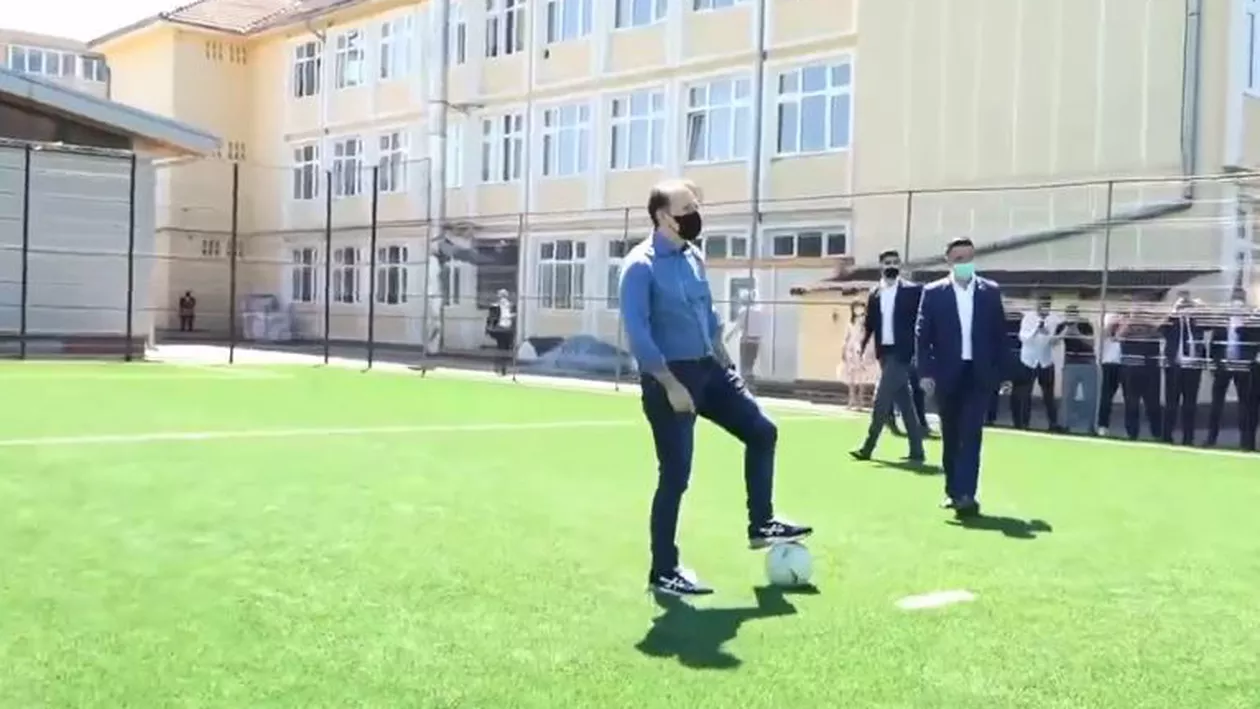 Florin Cîțu a jucat fotbal trei sezoane. Unde a evoluat premierul și ce rezultate a avut cu echipa (VIDEO)