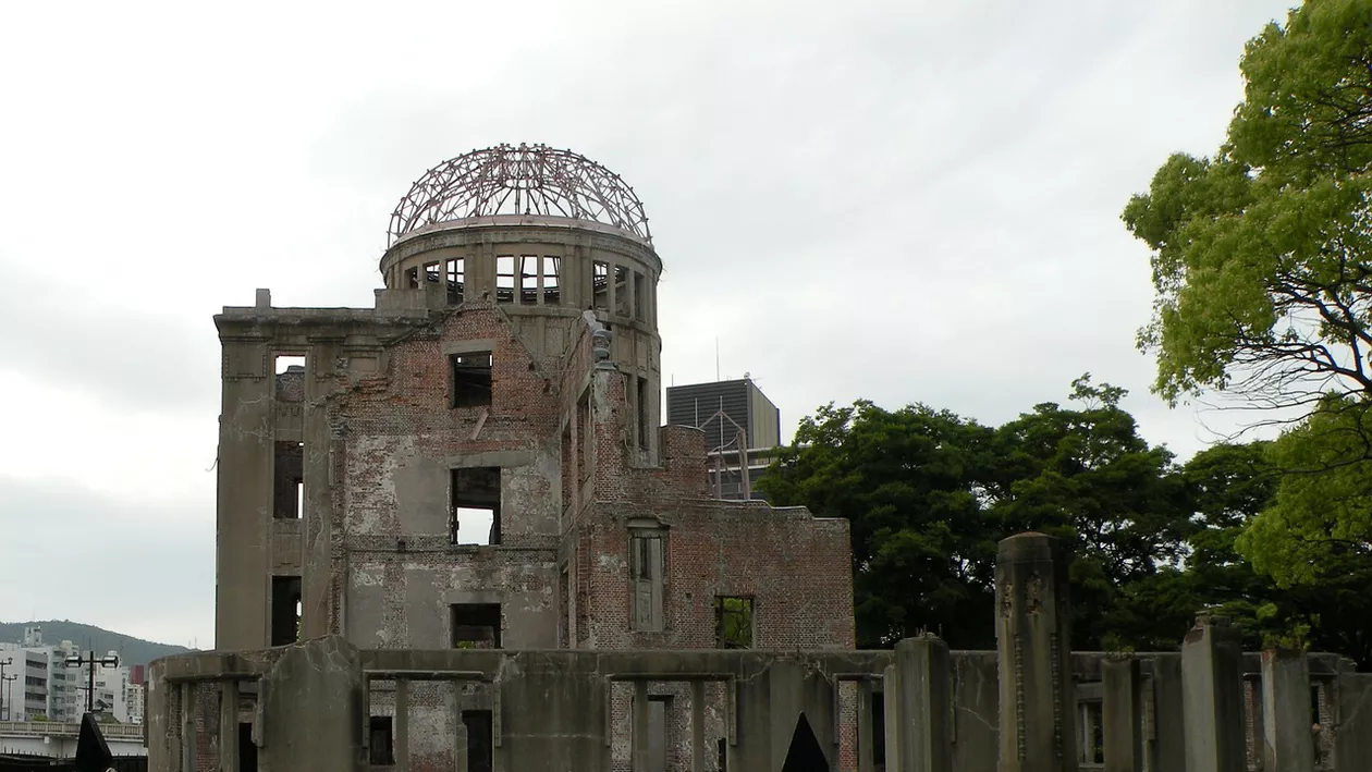 Japonia comemorează 76 de ani de la primul atac cu bombă atomică din lume, bombardamentul asupra Hiroshima (VIDEO)