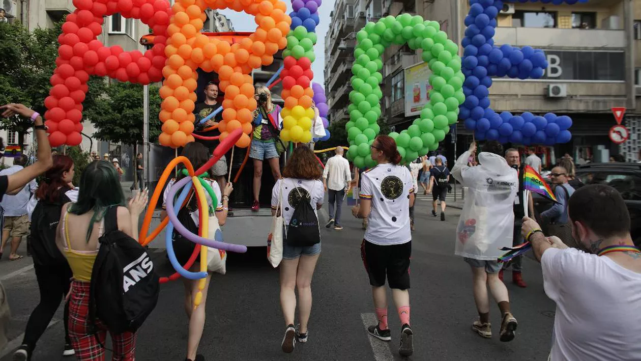 Restricții de circulație rutieră în centrul Bucureștiului. Marșul Normalității și Bucharest Pride au loc sâmbătă