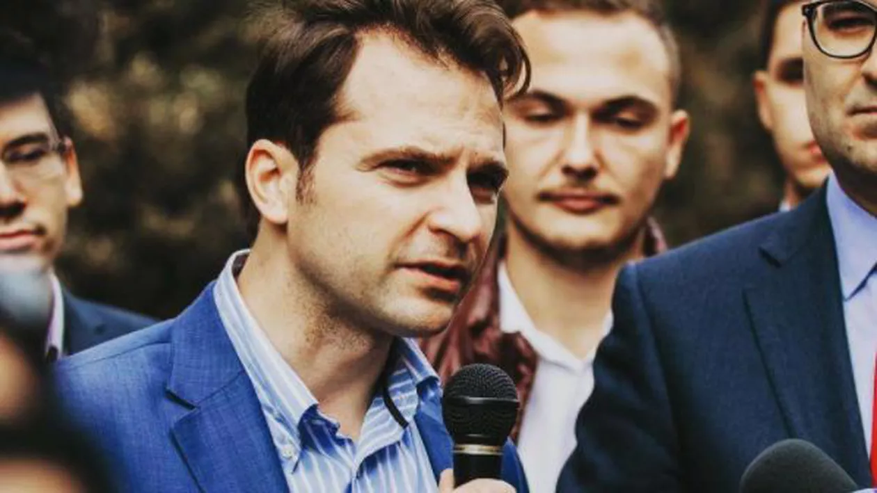 Sebastian Burduja (PNL): Zero lei investiți în școlile din Sectorul 1, cu nici 5% execuție bugetară la capitolul investiții. Clotilde Armand continuă singurul lucru pe care îl face cu pasiune și consecvență - scandalul