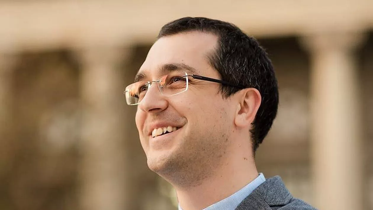 Vlad Voiculescu, reconfirmat la șefia USR București. Lovitura primită de Elena Lasconi