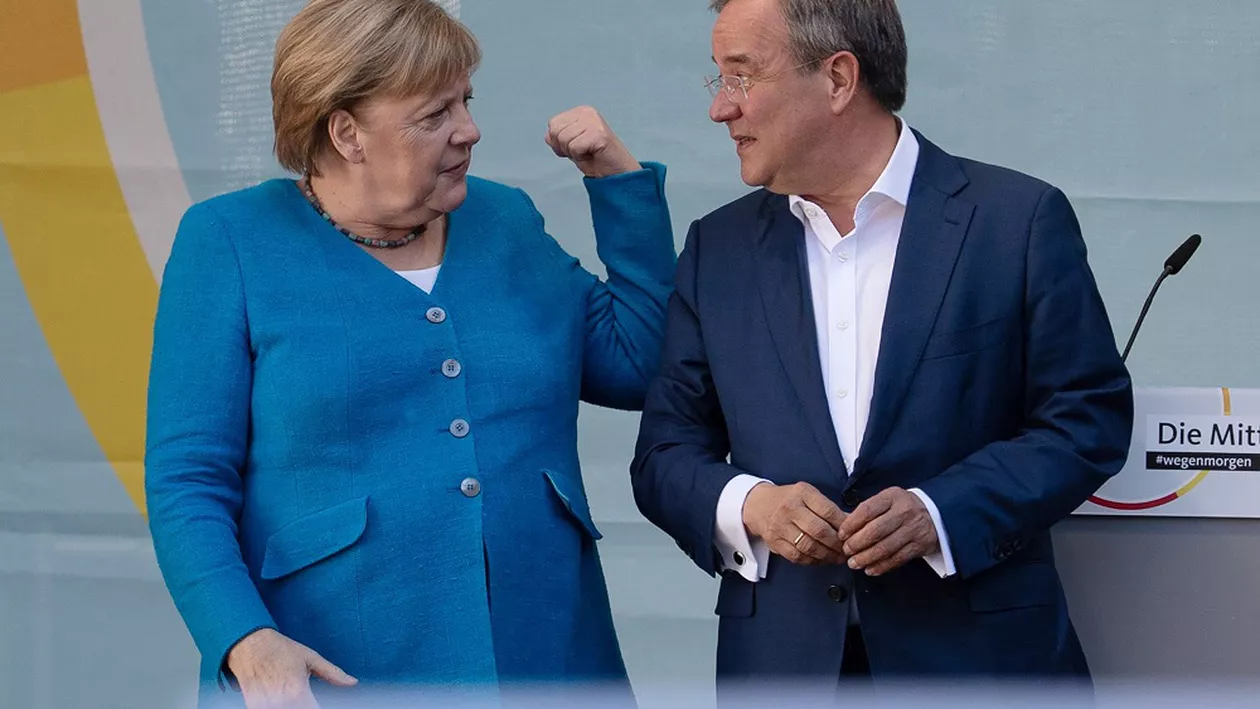 Angela Merkel şi Armin Laschet l-au felicitat pe Olaf Scholz pentru succesul în alegerile din Germania
