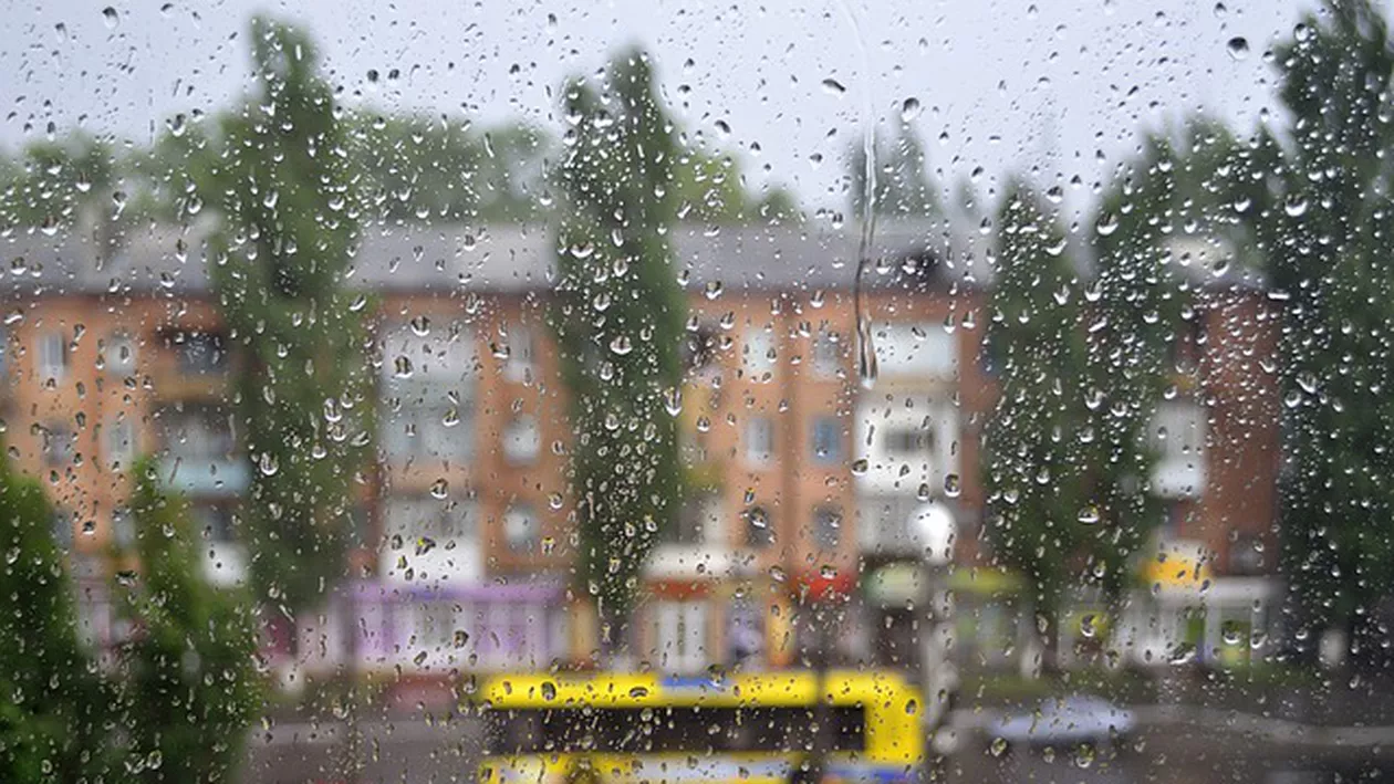 Prognoza meteo: Vremea se răceşte, scad temperaturile și vin ploile