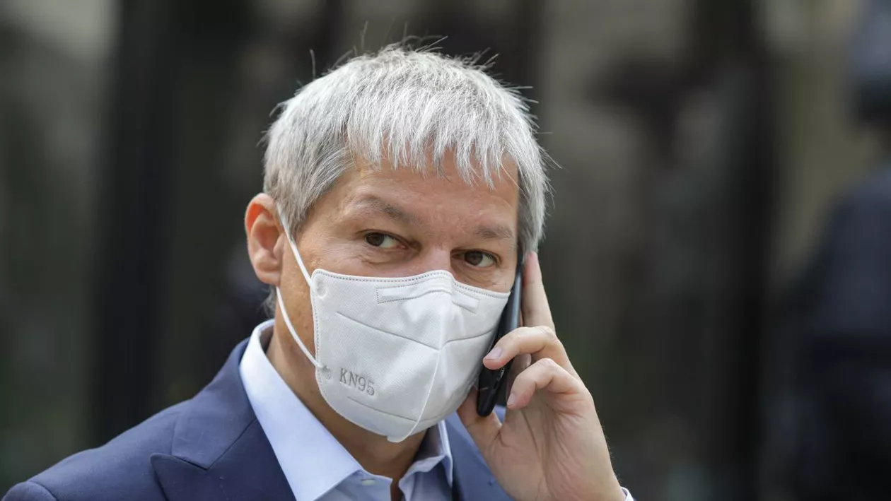 Dacian Cioloș se întâlnește miercuri cu PNL, UDMR și minoritățile parlamentare. Premierul desemnat, o primă discuție în vedere formării unei majorități
