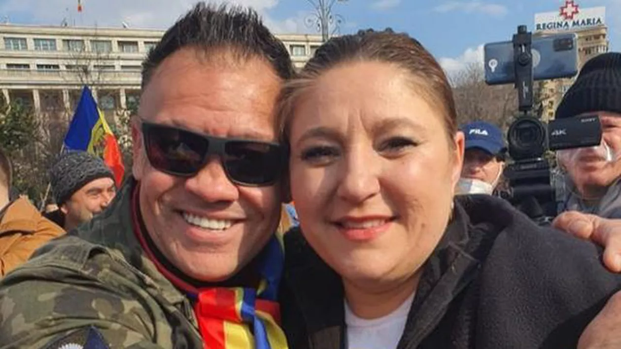 Liderul protestelor anti-vaccin din Zalău, apel disperat după ce a făcut COVID: „Vaccinați-vă dragii mei. Mie îmi pare rău că nu m-am vaccinat. Nu lăsați să treacă timpul