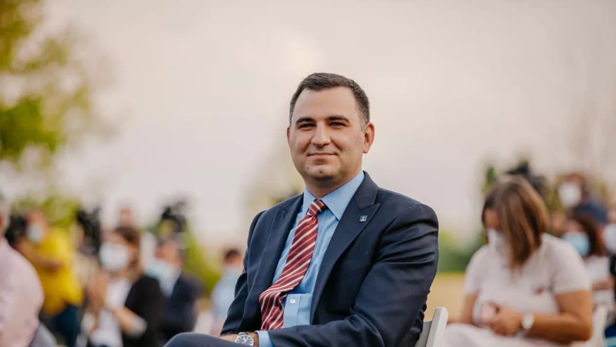 Cristian Băcanu: Singura opțiune pe care o avem constă în refacerea alianței PNL - USR - UDMR. Să depășim orgoliile