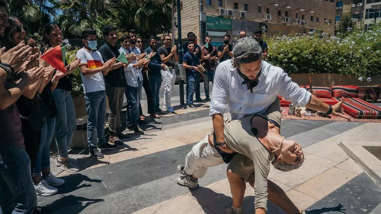 Cum îl cheamă, de fapt, pe Mihai Petre, concurentul de la Asia Express