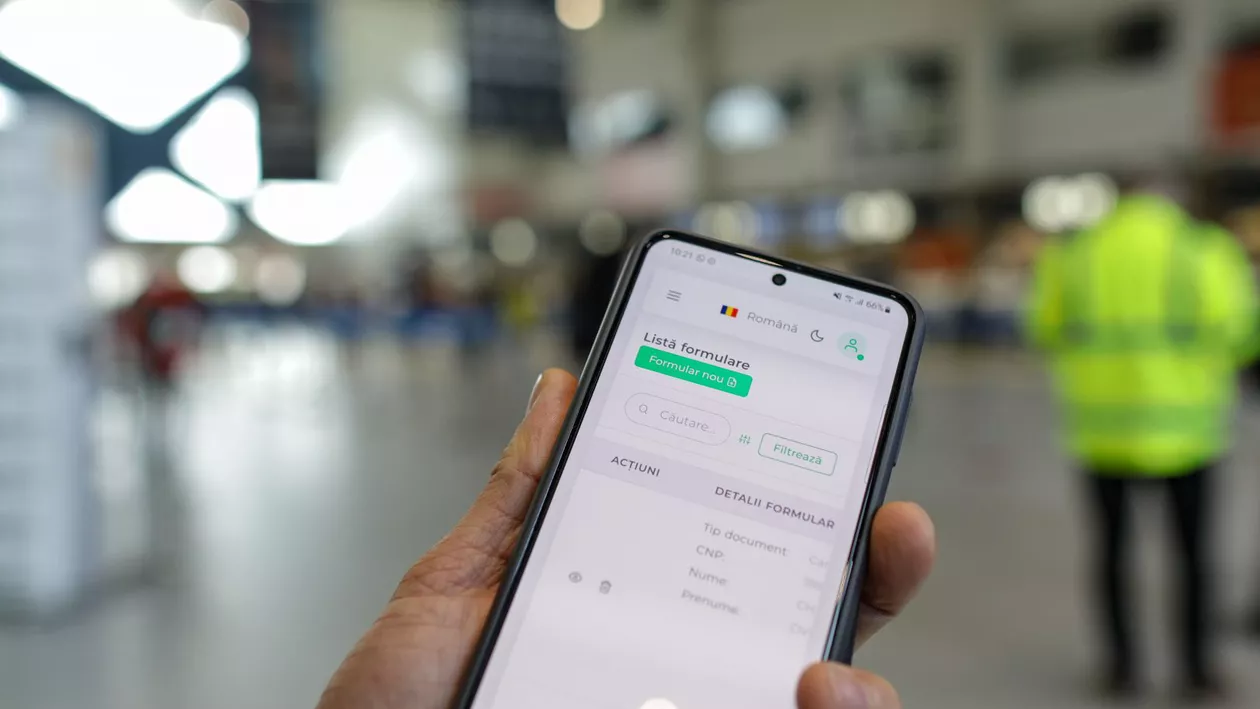 Peste 14.000 de persoane au generat deja formulare digitale de intrare în România. Documentul adoptat în 18 state UE devine de luni obligatoriu pentru accesul în țară