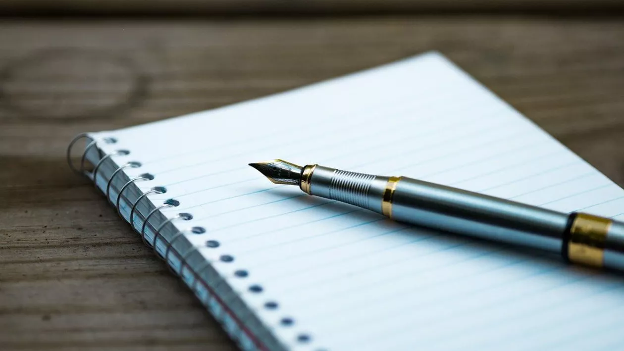 Scrisoarea emoționantă a unui băiețel din Alba Iulia către Moș Crăciun: Nu vreau să mai râdă colegii de mine pentru că sunt sărac