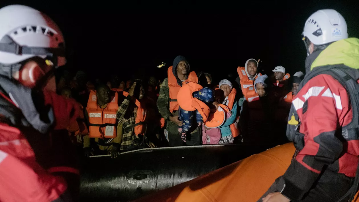 Minune de Crăciun: 270 de migranți, salvați din apele Mării Mediteraneene