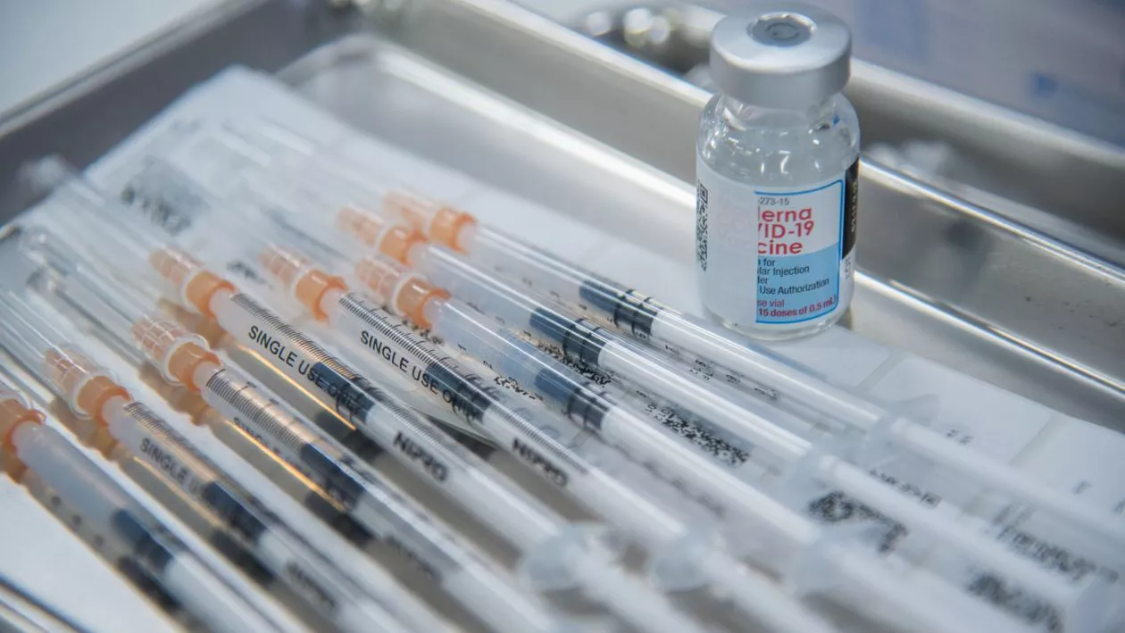 Un bărbat din Germania este anchetat după ce s-a vaccinat de 90 de ori împotriva Covid-19