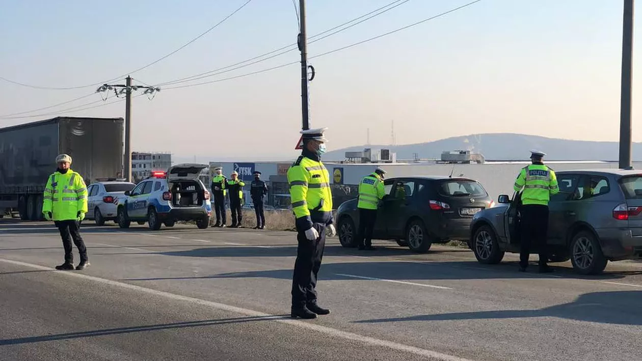 Doi agenți ai Brigăzii Rutiere București, prinși de polițiștii de la Secția 7, după ce și-ar fi răpit un coleg