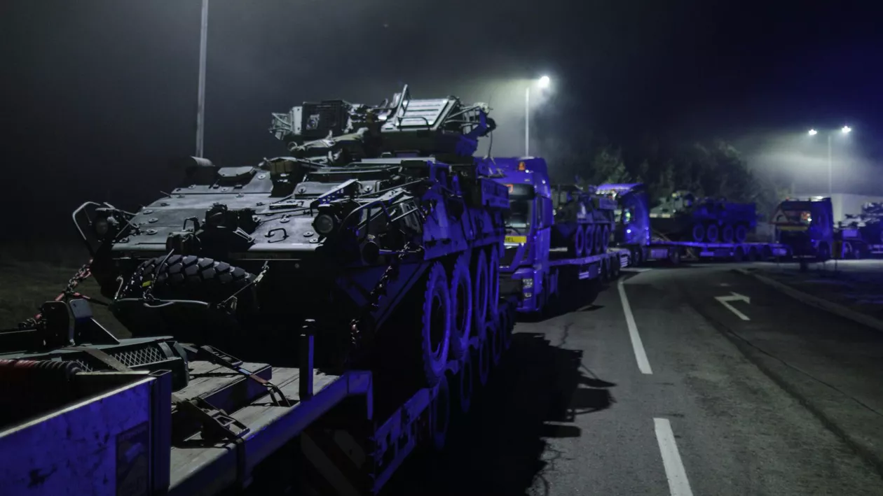 Două convoaie cu echipament militar rusesc se îndreaptă spre Donețk. Un martor a povestit ce transportă acestea (FOTO, VIDEO)