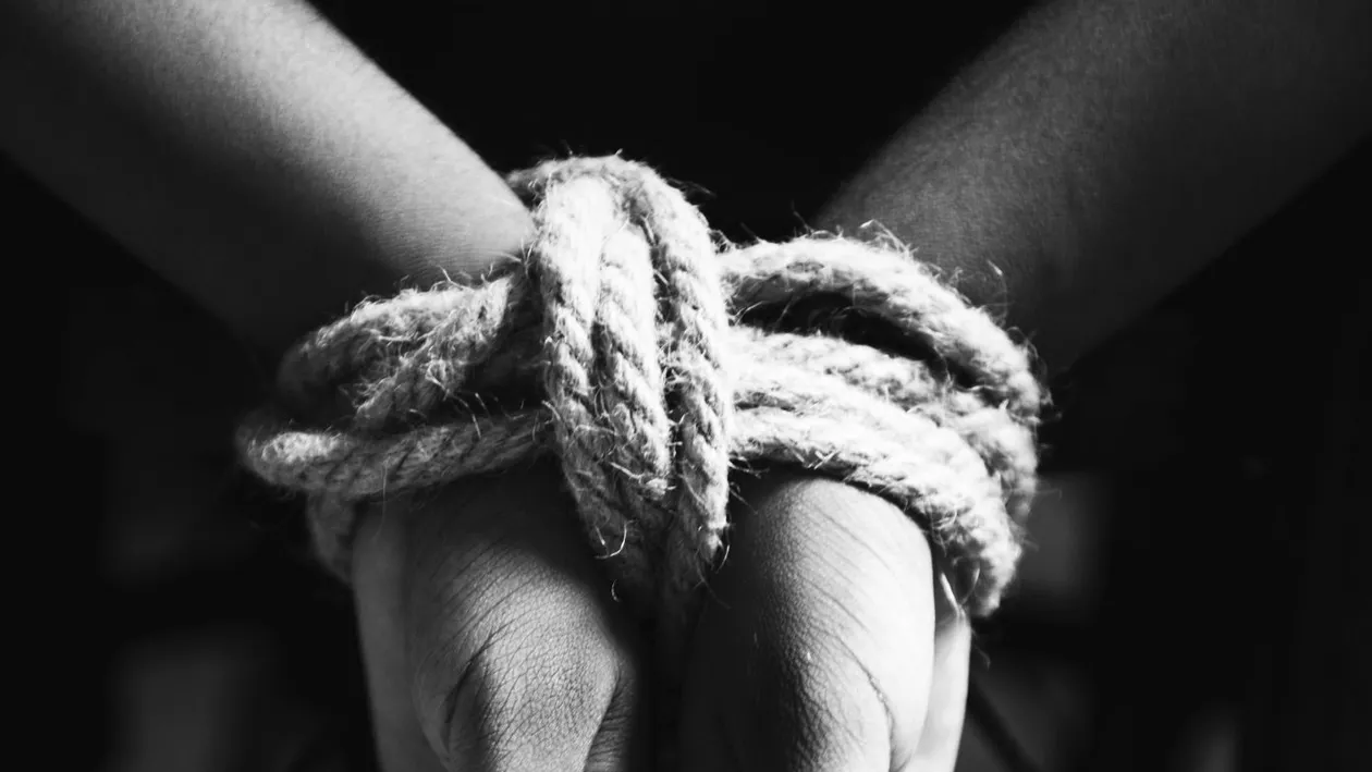 O fetiță din SUA, dată dispărută în 2019, a fost descoperită la subsolul unei case