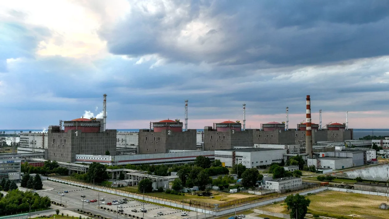 Reacții după incendiul provocat de ruși la centrala nucleară Zaporijie din Ucraina: Joe Biden a vorbit cu Volodimir Zelenski / Boris Johnson: Acţiunile iresponsabile ale lui Putin pot ameninţa direct securitatea Europei