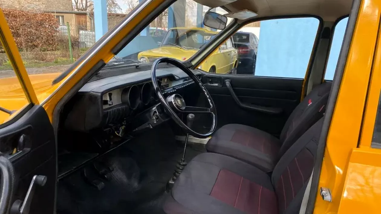 Cel mai vechi model de Dacia, scos la vânzare pe un site din Germania. Cât cere proprietarul pentru mașină