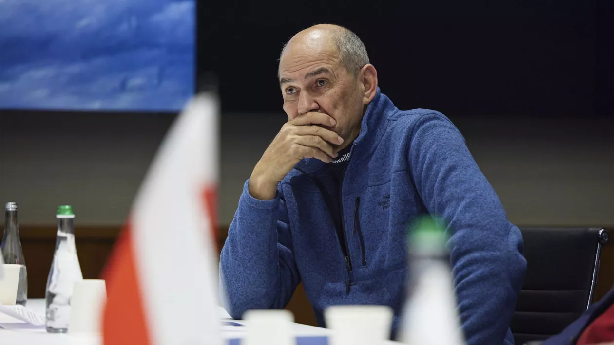 Diplomații Sloveniei se întorc în Kiev. Premierul Janez Jansa: Vrem să convingem UE să facă același lucru